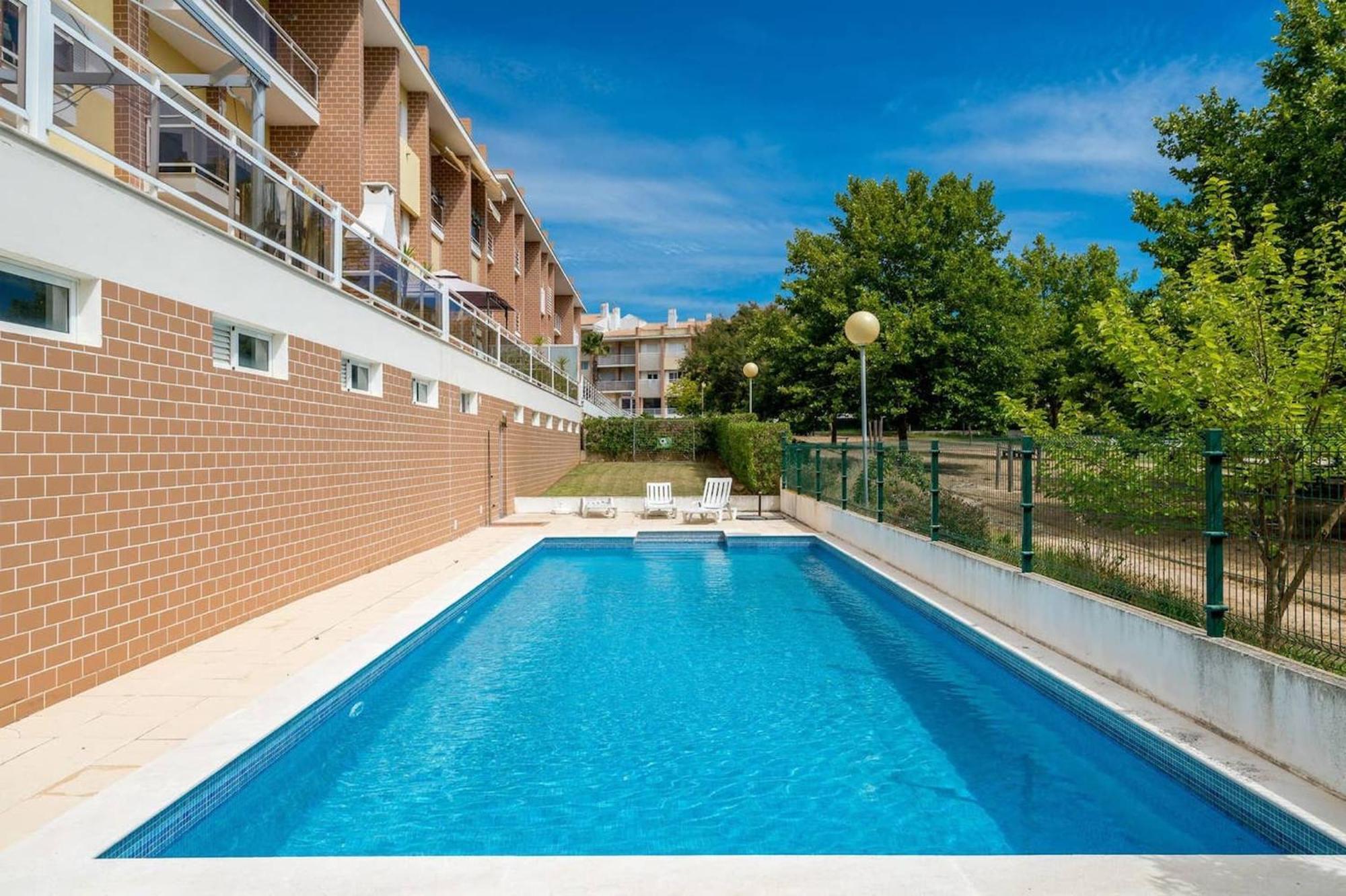 2 Bedroom Relax In Alvor By Innkeeper Екстер'єр фото